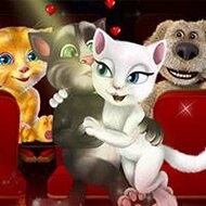 Игра Том и Анжела: поцелуи в кинотеатре