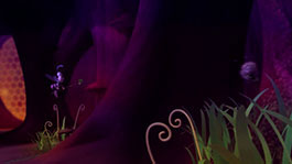 Особенная пчёлка